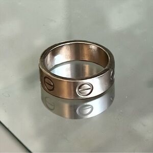 White gold Cartier Classic love ring size 50